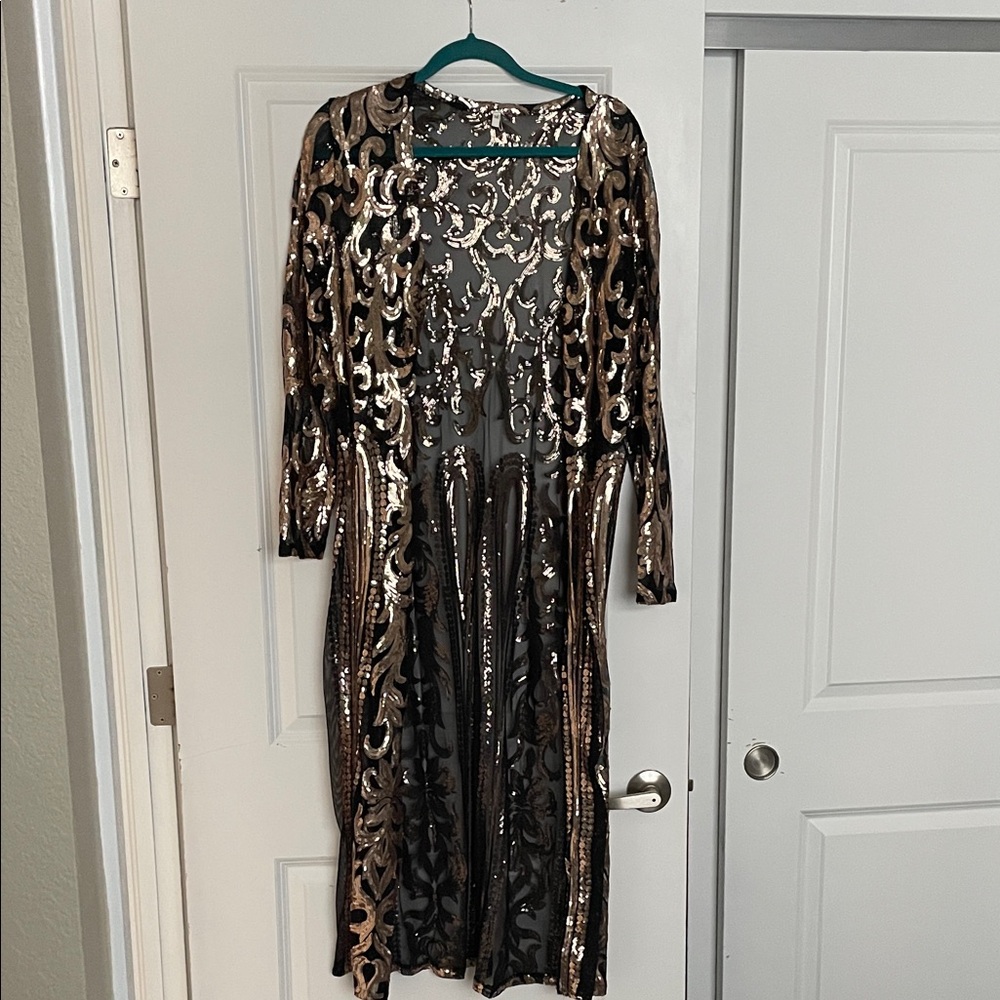 Chic Black and Gold Long Sleeve Jacket